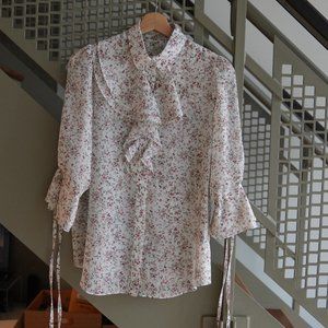 Gabriel.Lee Floral Blouse